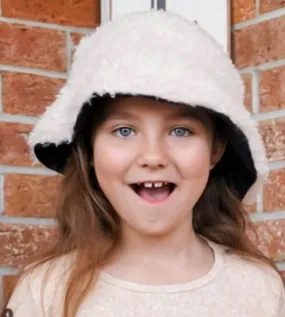 Faux Teddy Bear Fur Bucket Hat in Ivory